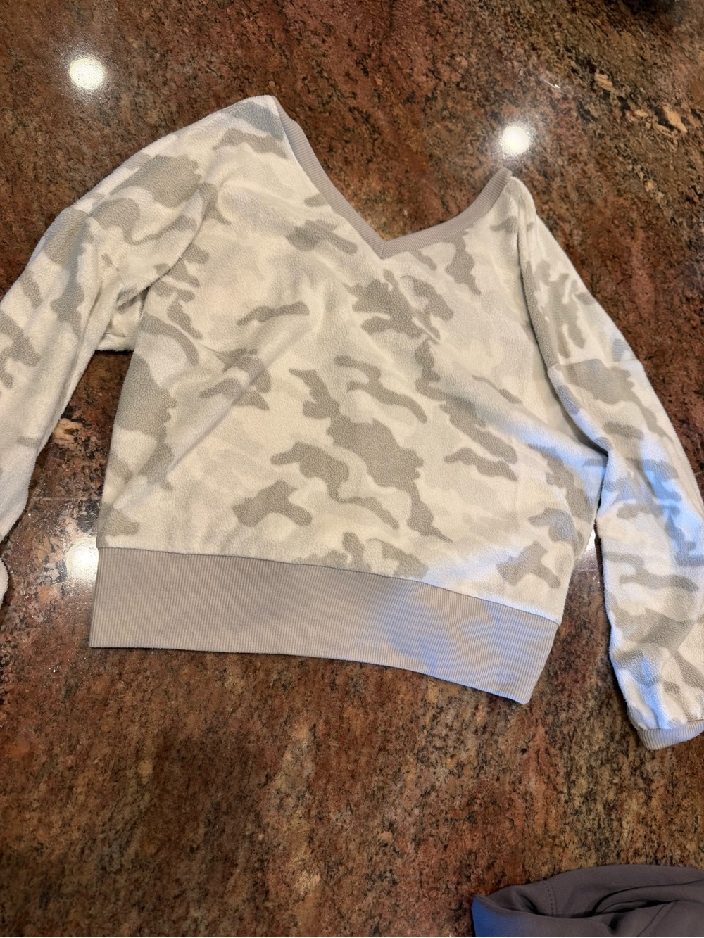 Derek Heart Gray & White Camo V-Neck Sweater